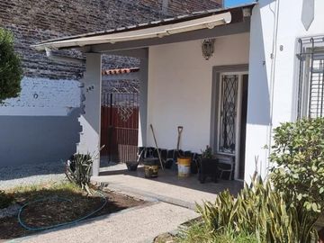 ¡Casa de tres ambientes en venta!