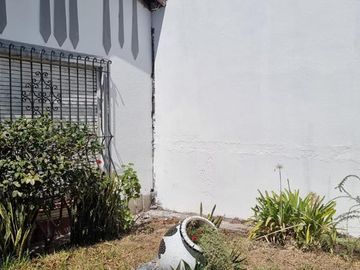¡Casa de tres ambientes en venta!