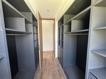 Venta moderna casa 3 dormitorios en La Rinconada, Ibarlucea!!