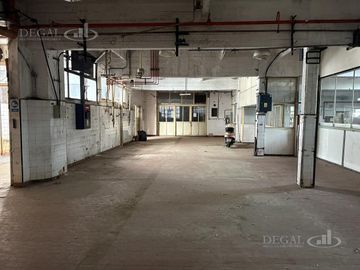 Depósito en Parque Patricios