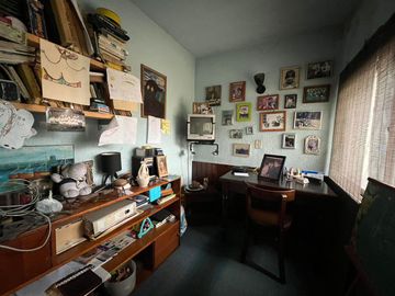 Casa de tres ambientes con jardin a la venta en Quilmes
