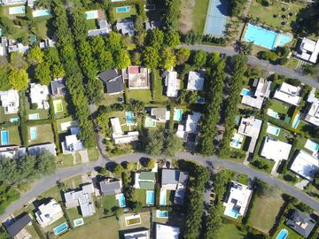 EN VENTA - Casa 3 Dormitorios - Barrio Privado Sol Paraná, Pueblo Esther
