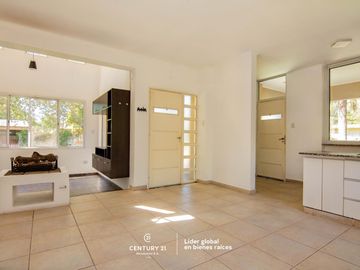 EN VENTA - Casa 3 Dormitorios - Barrio Privado Sol Paraná, Pueblo Esther