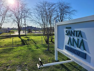 Santa Ana | Venta | Buen lote interno de Orientación Norte