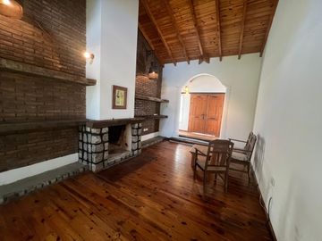 FUNES - CADAQUES BARRIO CERRADO