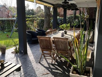 Casa en venta - 4 Dormitorios 5 Baños - Cocheras - 1.200Mts2 - Pilar