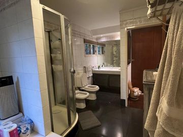 Casa en venta - 4 Dormitorios 5 Baños - Cocheras - 1.200Mts2 - Pilar