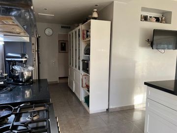 Casa en venta - 4 Dormitorios 5 Baños - Cocheras - 1.200Mts2 - Pilar