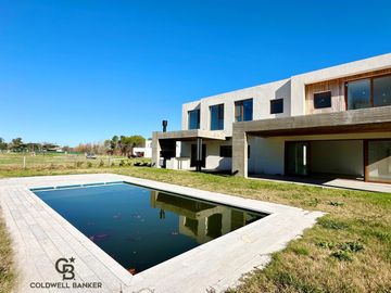 Casa en  PILARA Barrio Milord