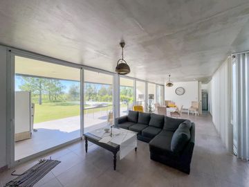 Casa 3 dormitorios, cocina separada, 1 planta, La Rinconada