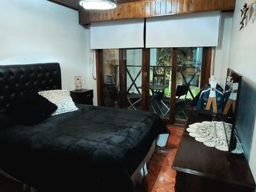 Casa a 2 cuadras de Avenida Calchaqui