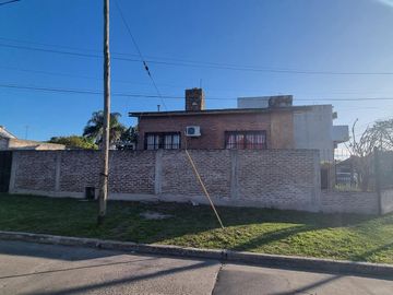 Casa a 2 cuadras de Avenida Calchaqui