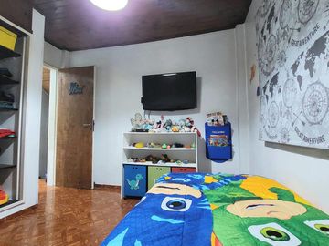 Casa a 2 cuadras de Avenida Calchaqui