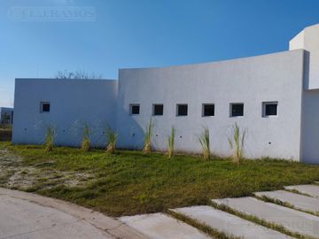 Casa en  Barrio Manuel Belgrano FLL