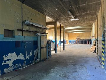 Venta Depósito de 380m2 cub en Hurlingham