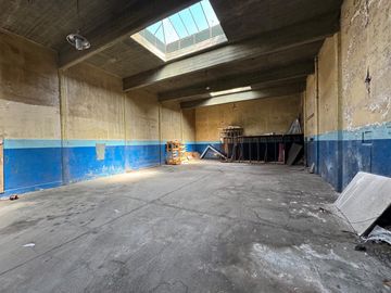 Venta Depósito de 380m2 cub en Hurlingham