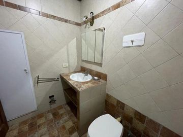 Casa en venta - 3 Dormitorios 2 Baños - Cocheras - 600Mts2 - San Miguel