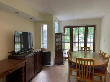 Casa en venta - 3 Dormitorios 2 Baños - Cocheras - 600Mts2 - San Miguel