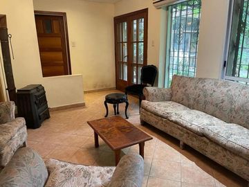 Casa en venta - 3 Dormitorios 2 Baños - Cocheras - 600Mts2 - San Miguel
