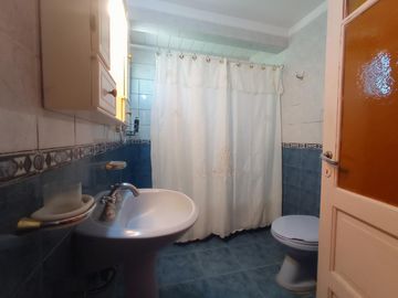 2 CASAS EN VENTA EN BLOCK  SOBRE ESPECTACULAR LOTE DE 10 x 43,30