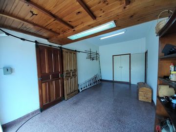 2 CASAS EN VENTA EN BLOCK  SOBRE ESPECTACULAR LOTE DE 10 x 43,30