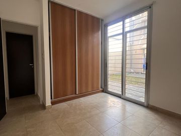 Departamento dos dormitorios 3 e/ 64 y 65