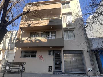 Departamento dos dormitorios 3 e/ 64 y 65