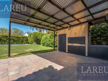 Casa en Venta con renta - Barrio Privado Los Tacos