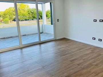 Casa en venta - 4 Dormitorios 4 Baños - 800Mts2 - Canning