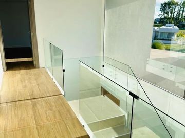 Casa en venta - 4 Dormitorios 4 Baños - 800Mts2 - Canning