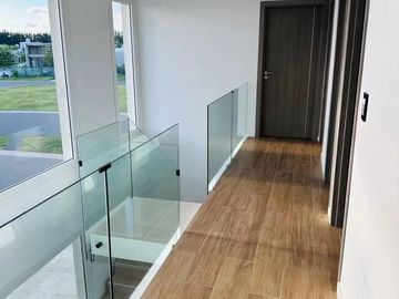 Casa en venta - 4 Dormitorios 4 Baños - 800Mts2 - Canning