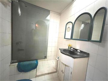 Casa terreno propio 8 ambientes