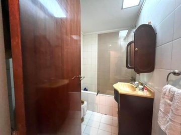 Casa terreno propio 8 ambientes