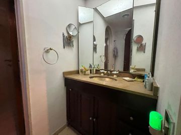 Casa terreno propio 8 ambientes