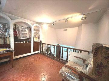 Casa terreno propio 8 ambientes