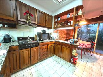 Casa terreno propio 8 ambientes