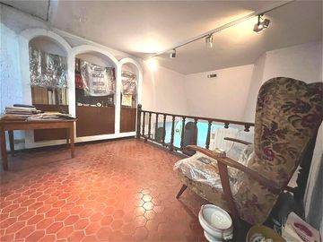 Casa terreno propio 8 ambientes
