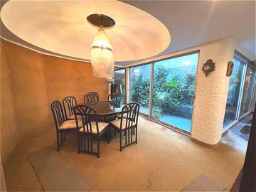 Casa terreno propio 8 ambientes