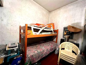 Casa terreno propio 8 ambientes