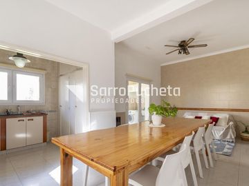 Venta Casa 5 ambientes en Villa Luzuriaga