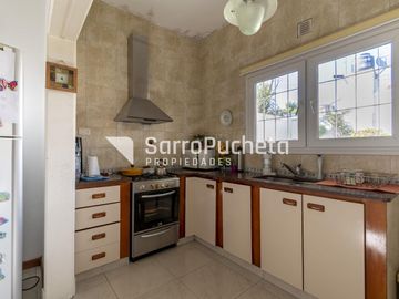 Venta Casa 5 ambientes en Villa Luzuriaga