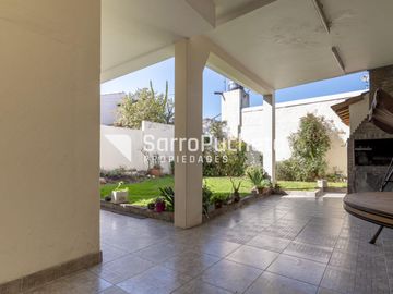 Venta Casa 5 ambientes en Villa Luzuriaga