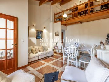Venta Casa 5 ambientes en Villa Luzuriaga