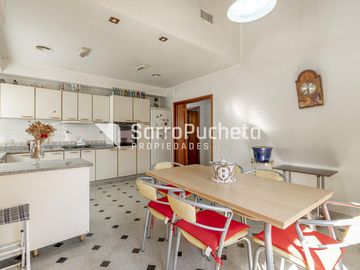 Venta Casa 5 ambientes en Villa Luzuriaga