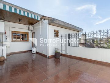 Venta Casa 5 ambientes en Villa Luzuriaga
