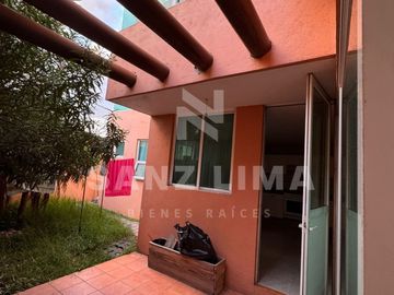 Jurica Acueducto: En venta casa en fraccionamiento privado