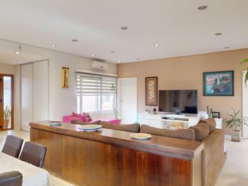 Casa en Venta, 4 Dormitorios, Quincho y Parrilla Country Lomas de City Bell