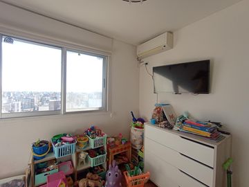 Venta Departamento Rosario barrio Martin  2 dormitorios amplio balcon cerrado