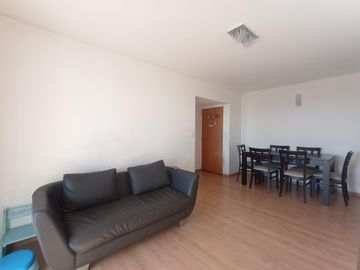 Venta Departamento Rosario barrio Martin  2 dormitorios amplio balcon cerrado