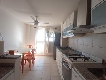 Venta Departamento Rosario barrio Martin  2 dormitorios amplio balcon cerrado